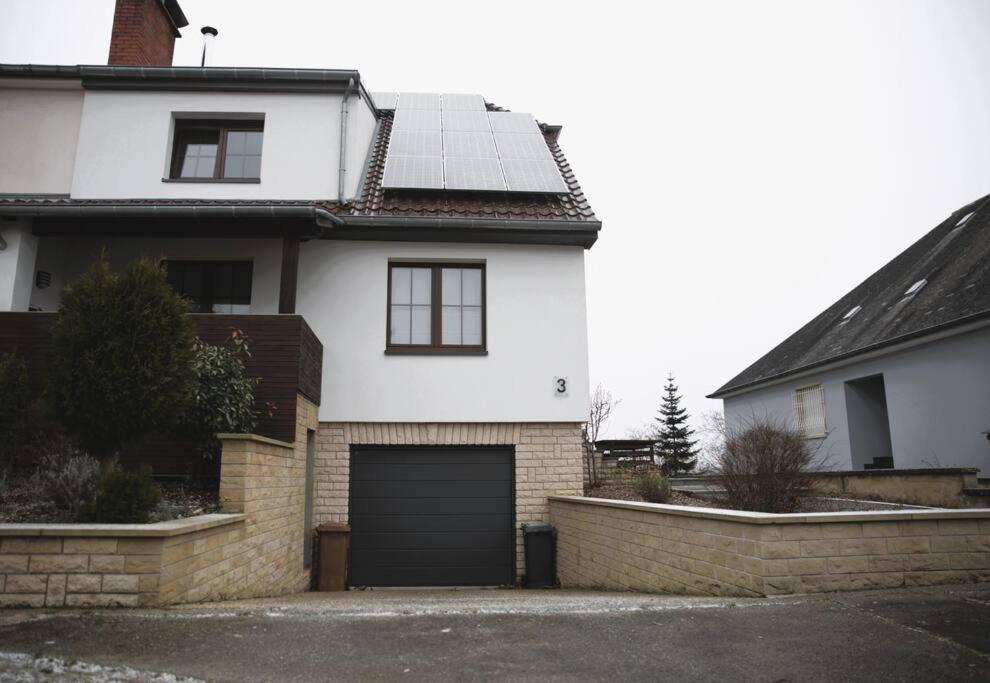 Cozy 3 Bedroom House With 11 Kw Electric Car Charger Hesperange Luaran gambar